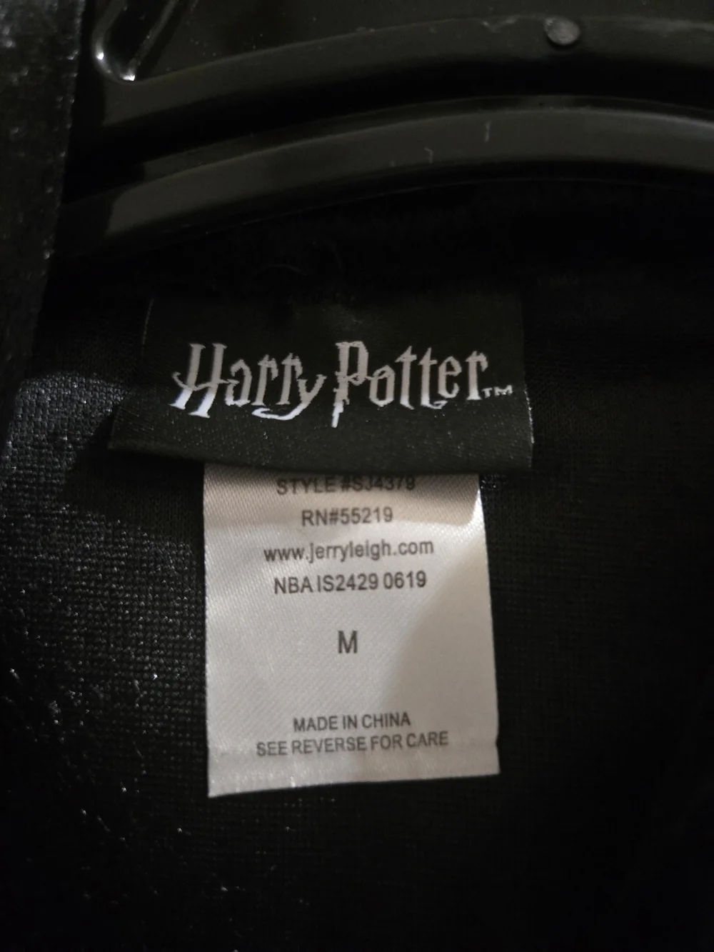 Harry Potter Black Velvet Hooded Costume Robe – Hogwarts Crest Size M